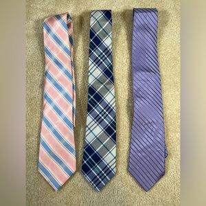 3 Men's Ties Spring colored Express, Stafford and Calvin Klein